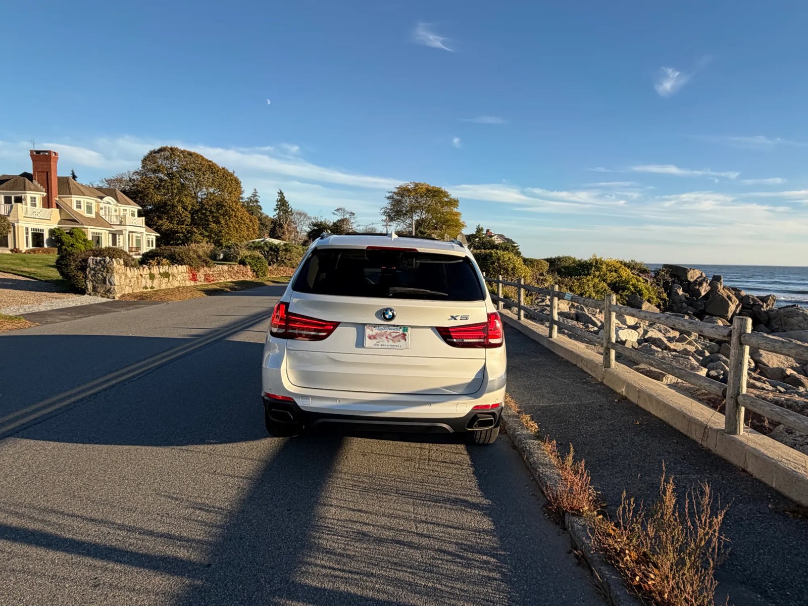 Straight-on rear view